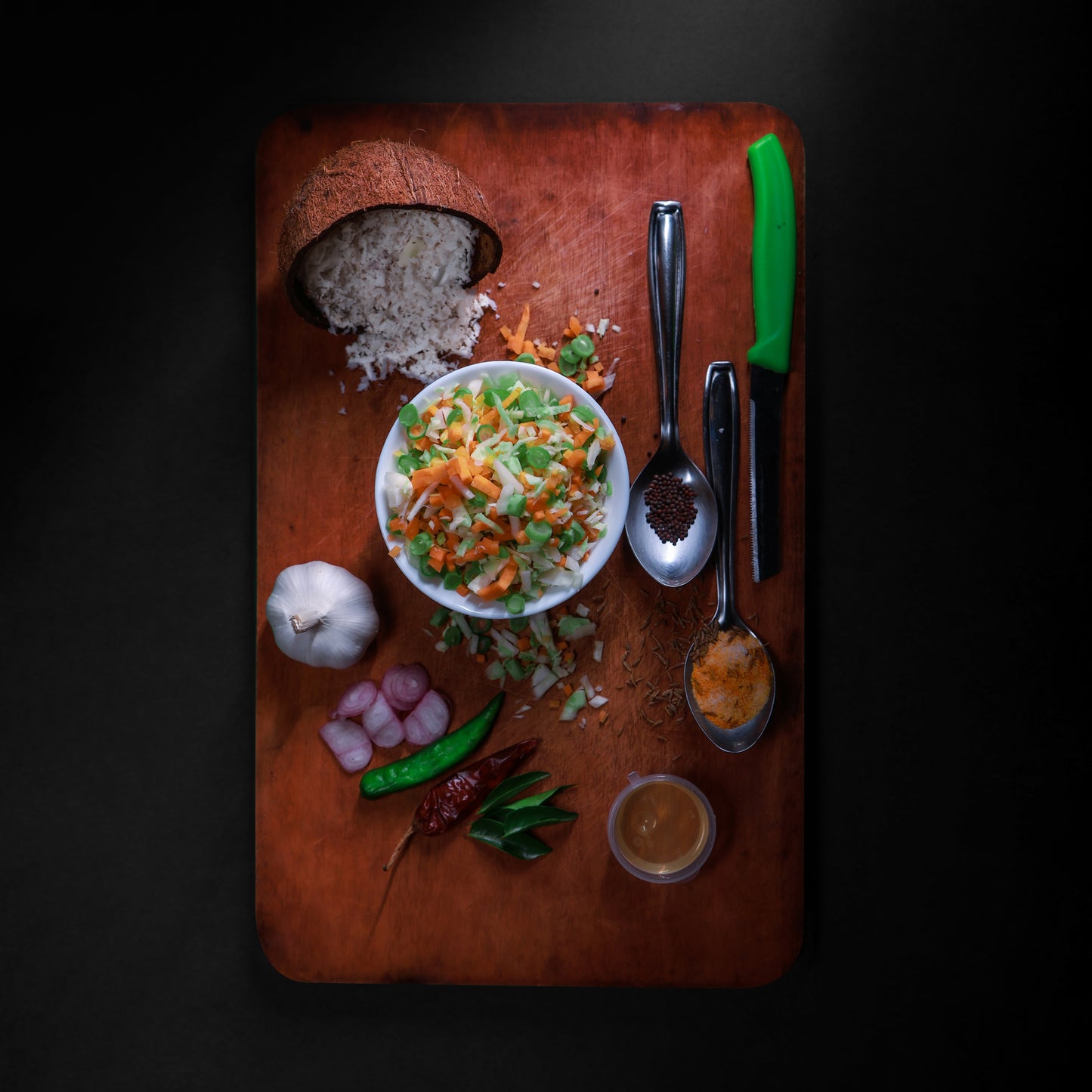 Fresh Mixed Thoran Vegetables Cut with all ingredients - Ready To Cook - (4 Pax) - Q118