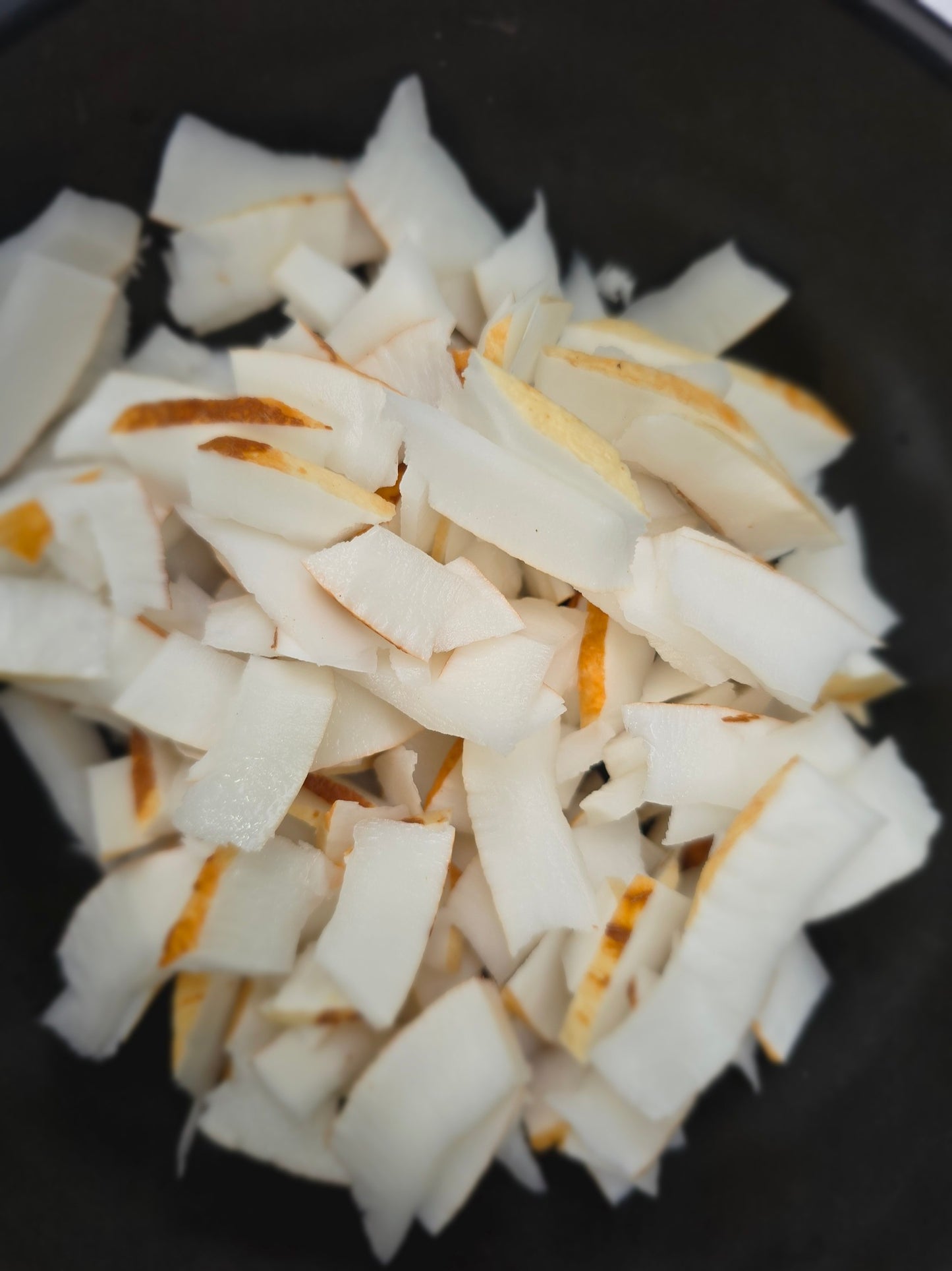 Freshly Chopped Coconut 150 gm -QV107