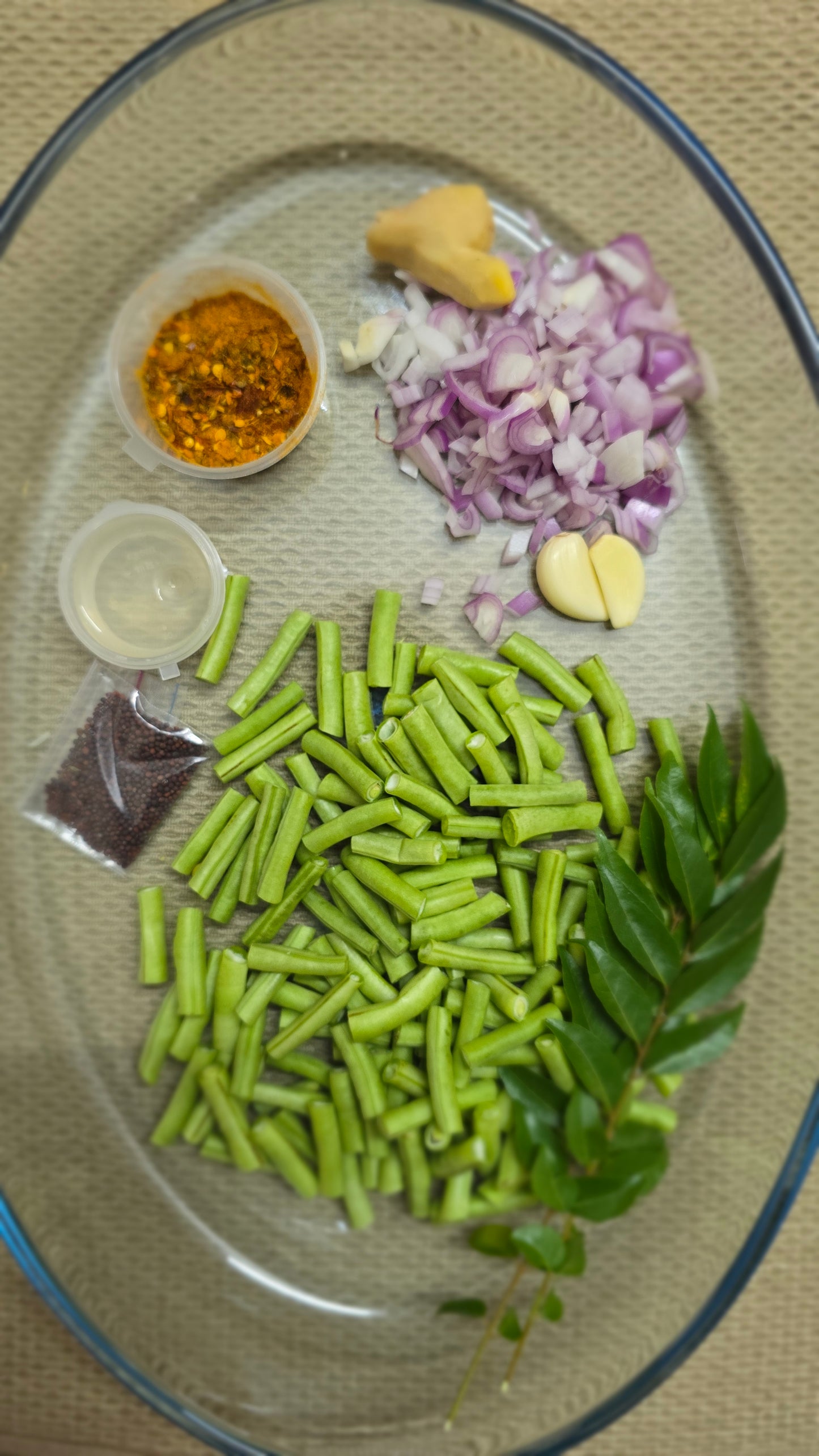 Fresh Payar Mezhukkuperatty  with all ingredients -Ready To Cook -(4 Pax) - Q150
