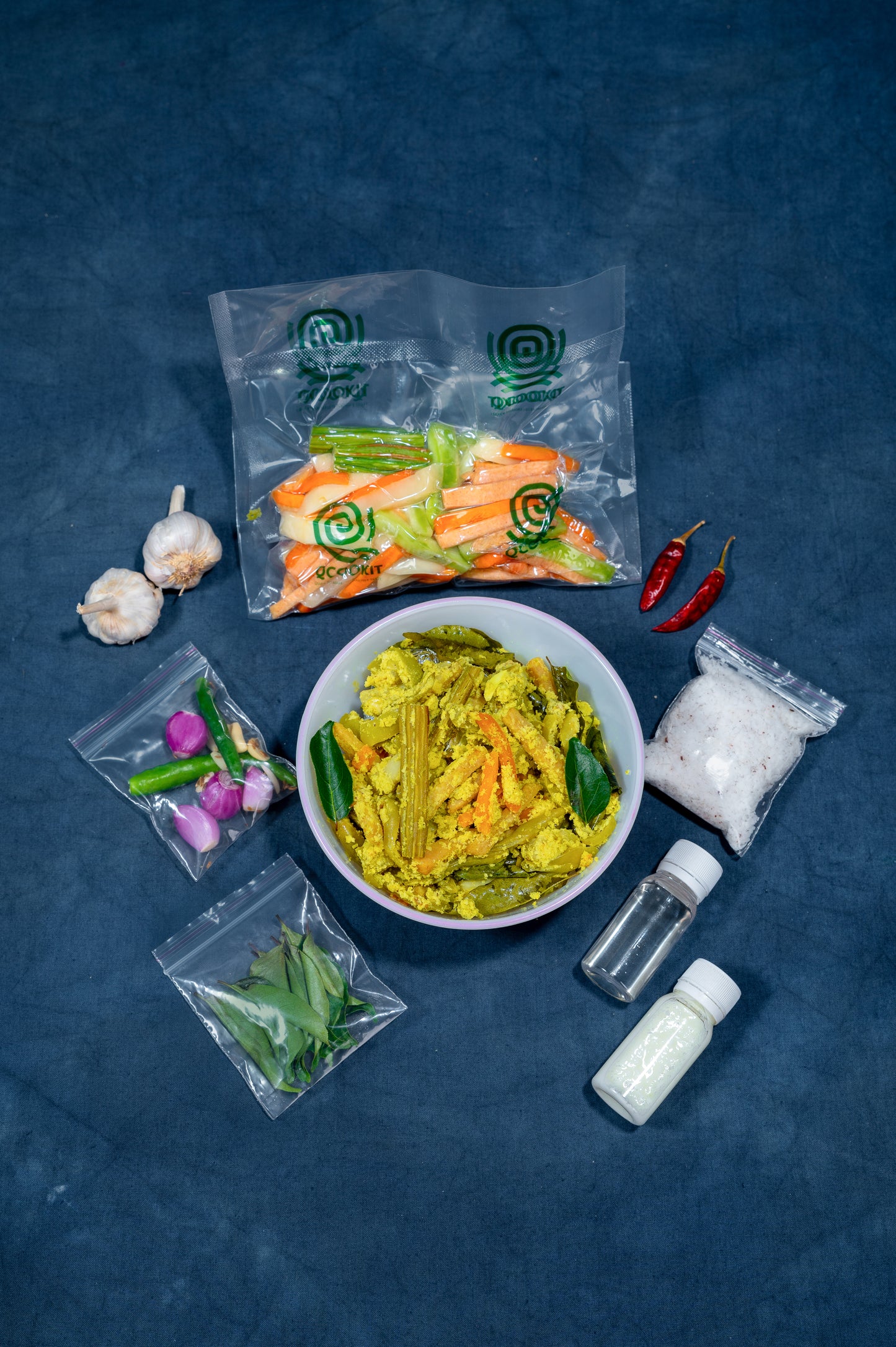 Fresh Aviyal Cut Vegetables with all ingredients -Ideal for Four people