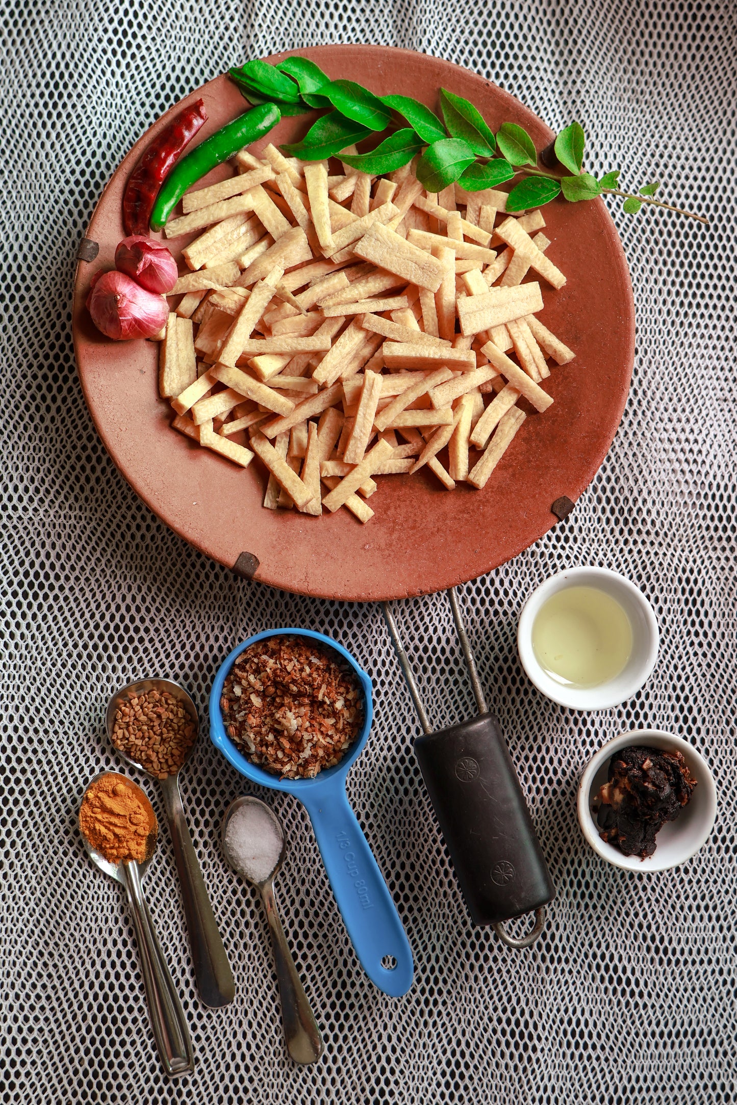 Fresh Chena Theeyal Cut Vegetables   with all ingredients- Ready To Cook -(4 Pax) - Q123