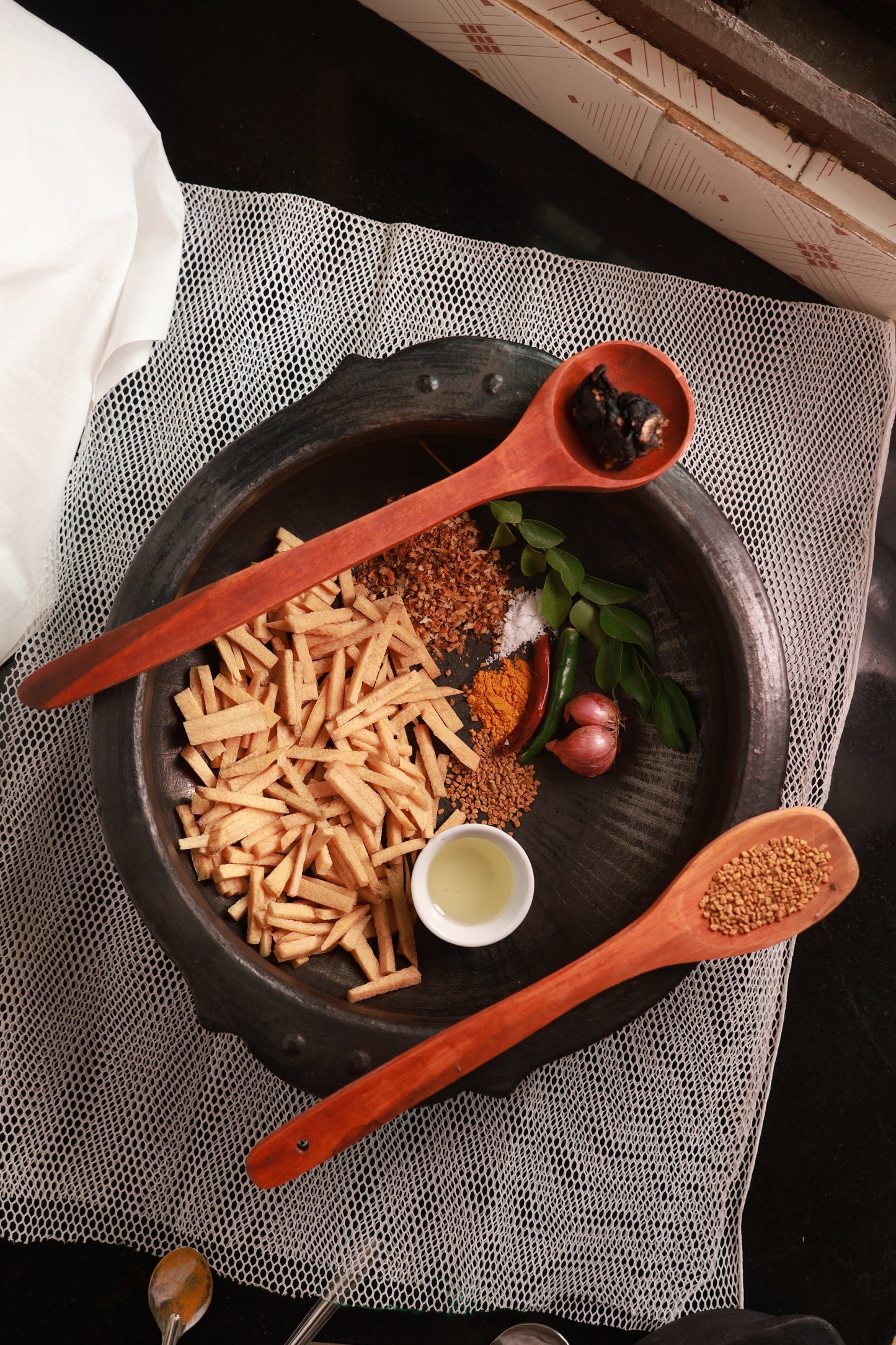 Fresh Chena Theeyal Cut Vegetables   with all ingredients- Ready To Cook -(4 Pax) - Q123