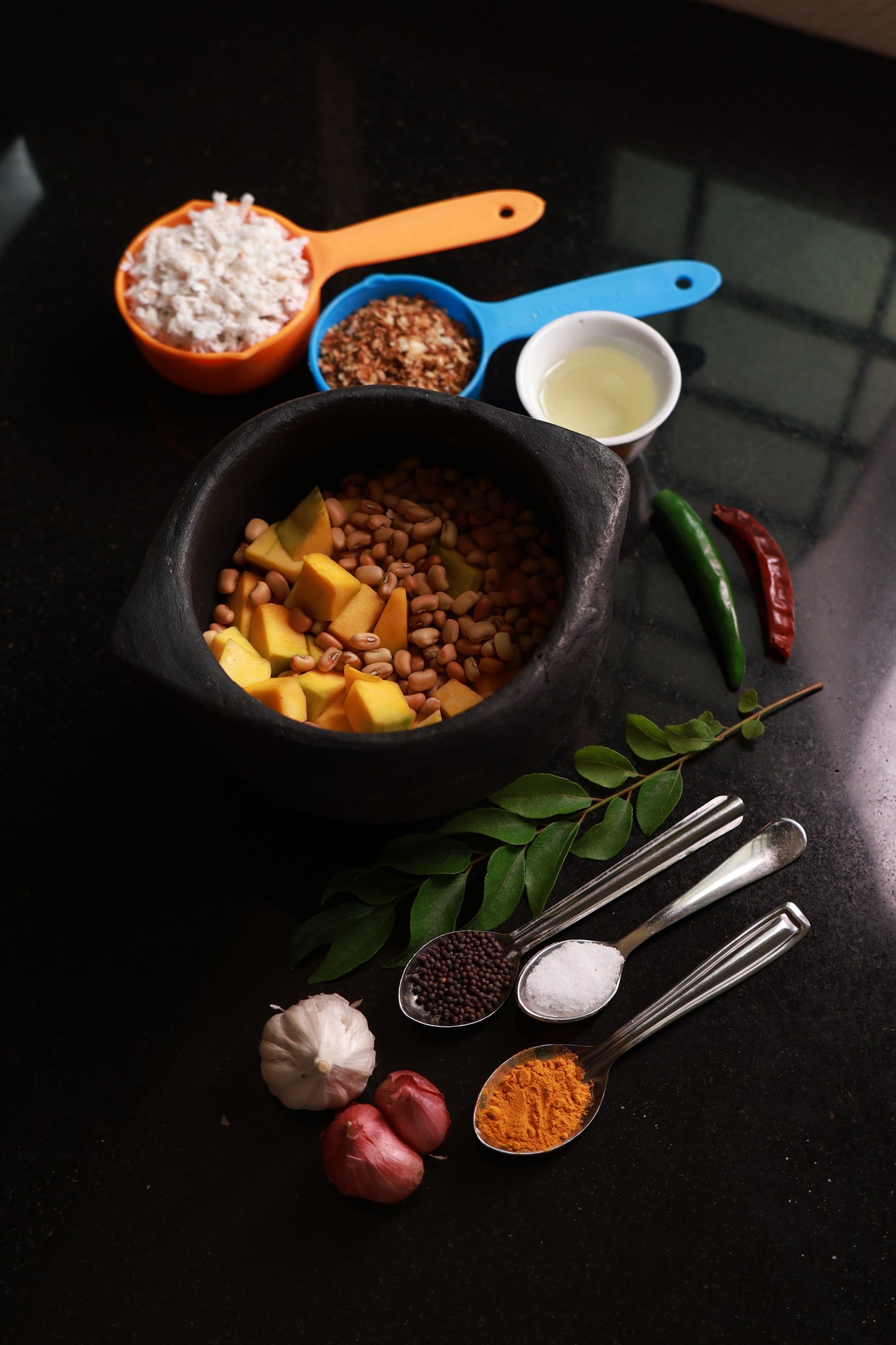 Fresh Erisseri Ready To Cook  Pumpkin Cut  and soaked Vanpayar  with all ingredients - (4 Pax) - Q115