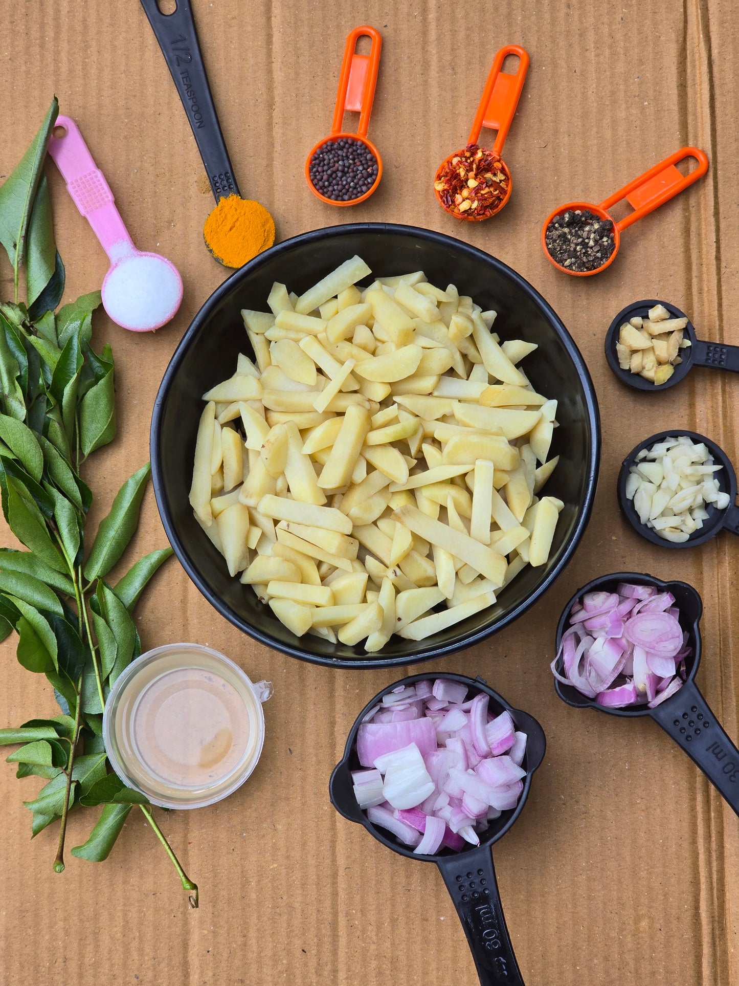 Fresh Koorkka Mezhukkuperatty  with all ingredients - Ready To Cook. (4 Pax) - Q138