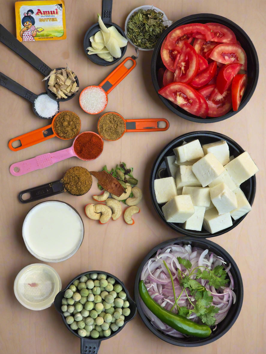 Matar Paneer with all ingredients - Ready To Cook - (4 Pax) - Q141