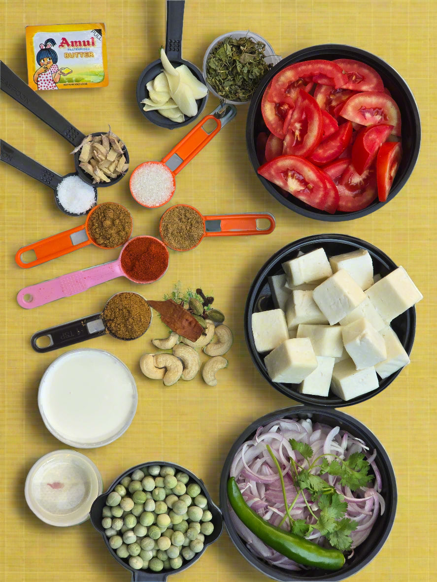 Matar Paneer with all ingredients - Ready To Cook - (4 Pax) - Q141