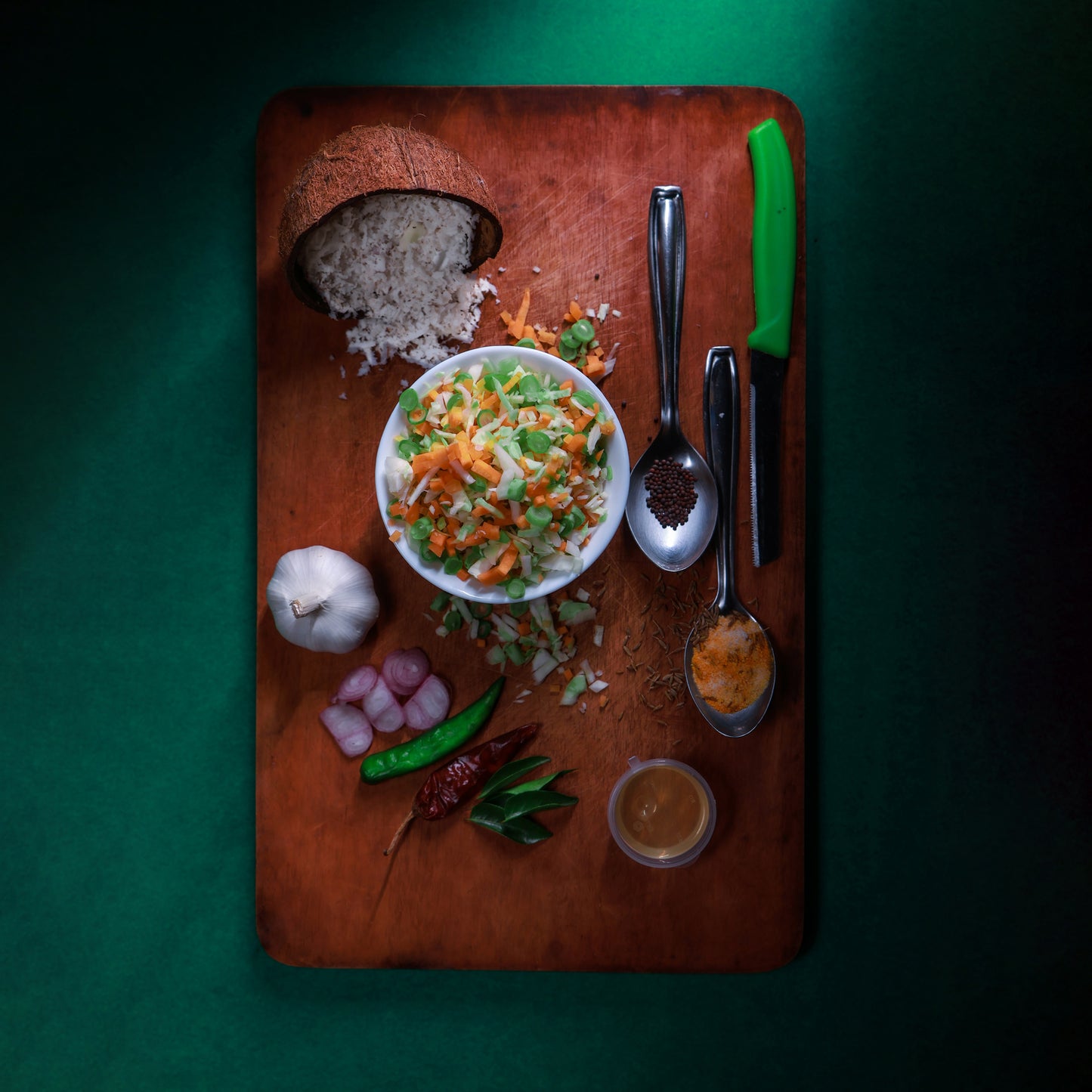 Fresh Mixed Thoran Vegetables Cut with all ingredients - Ready To Cook - (4 Pax) - Q118