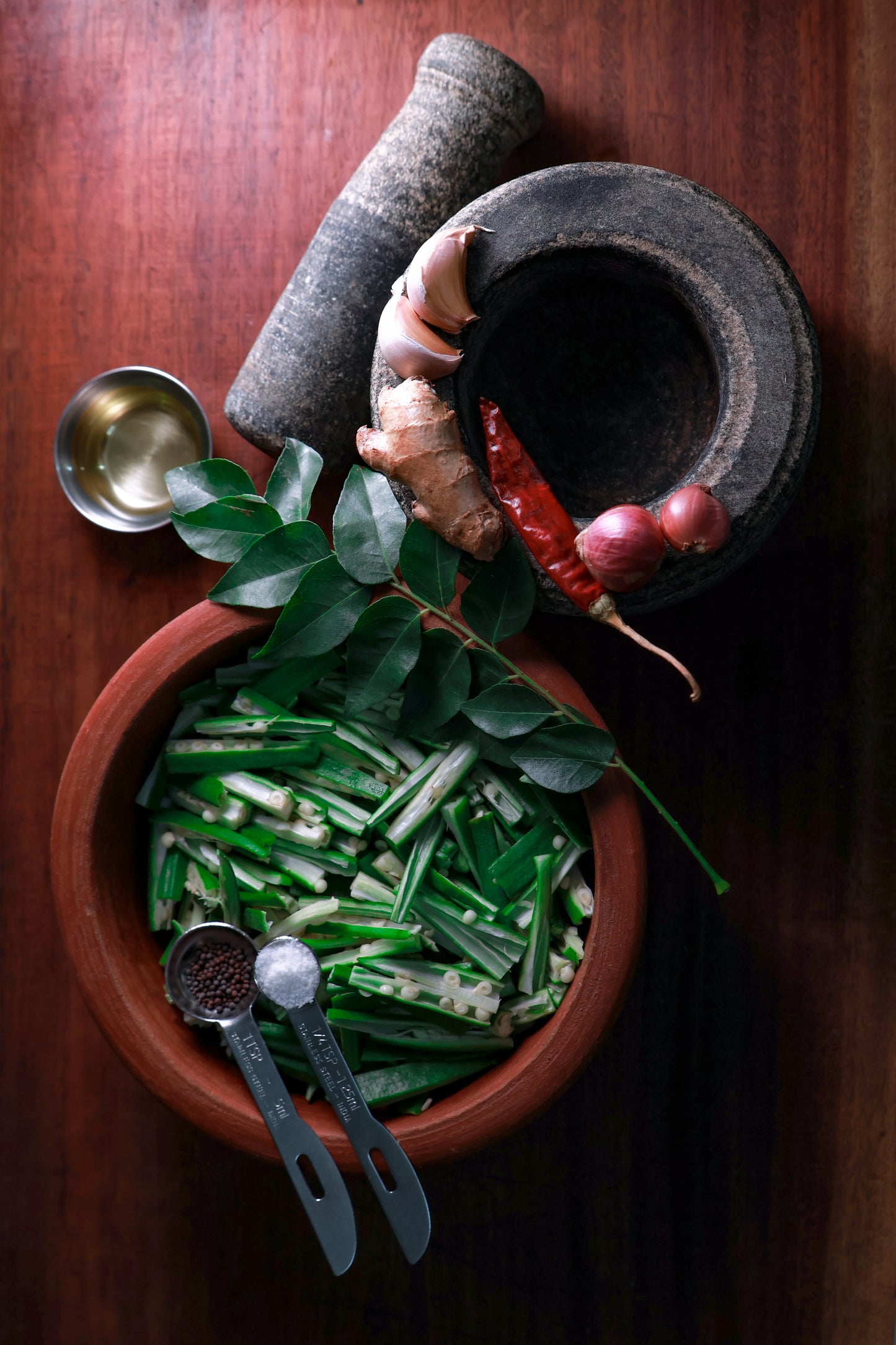 Fresh Vendakka Mezhukkuperatty  with all ingredients - Ready To Cook - Q151